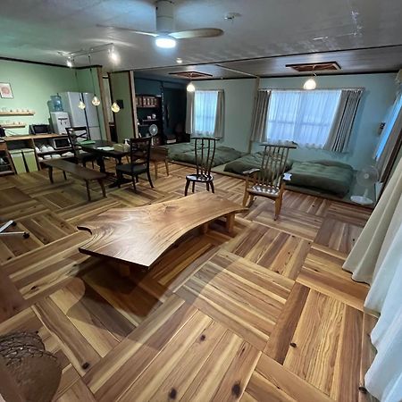 Apartamento こもれび Miyakojima  Exterior foto